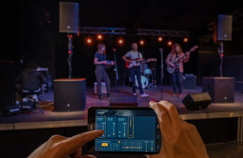 JBL EON Lifestyle Photo Band Rehearsal copy
