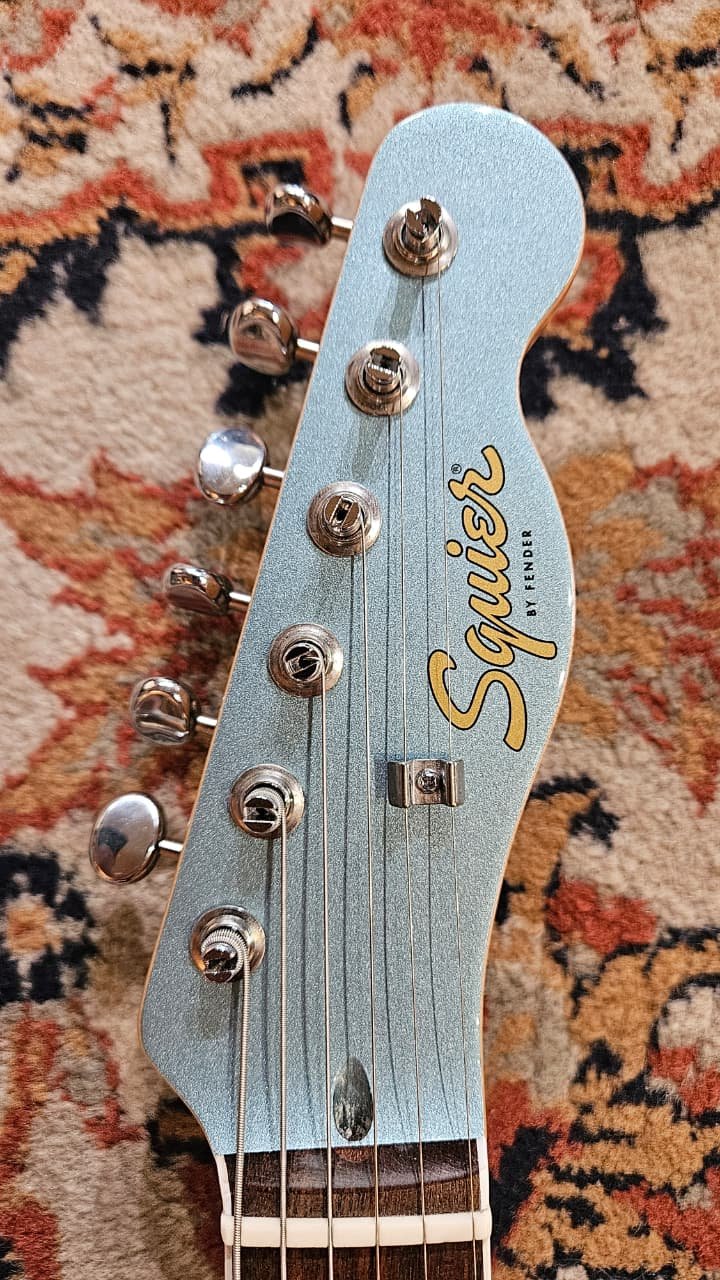 SQUIER Limited Edition Paranormal Offset Telecaster SJ - Ice Blue Metallic