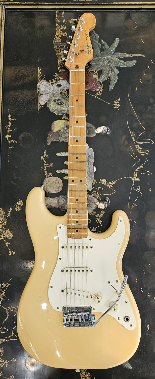 FENDER Dan Smith Strat 1983 USA