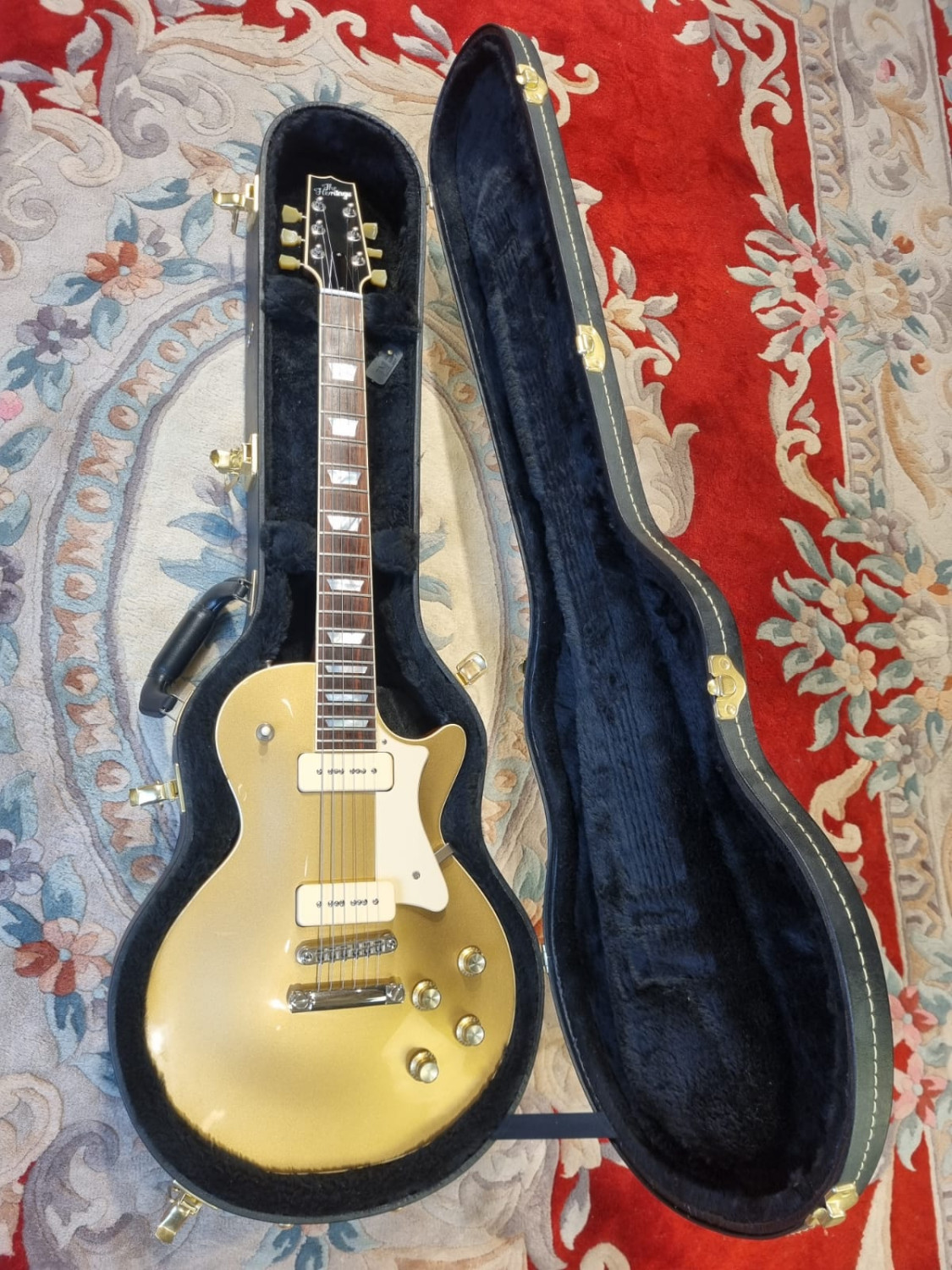 Guitarra eléctrica HERITAGE Custom Shop Special H-150 Gold Top Throbak P90