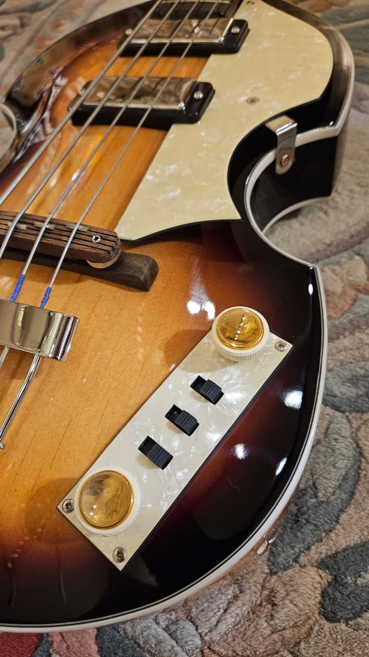 VINTAGE VVB4 Unique Antique Sunburst