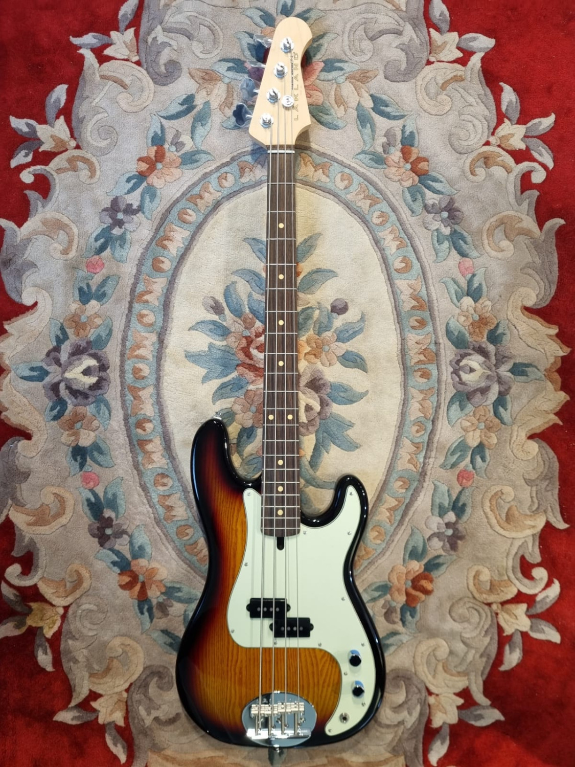 Basse LAKLAND Skyline P s44-64 Sunburst Rosewood