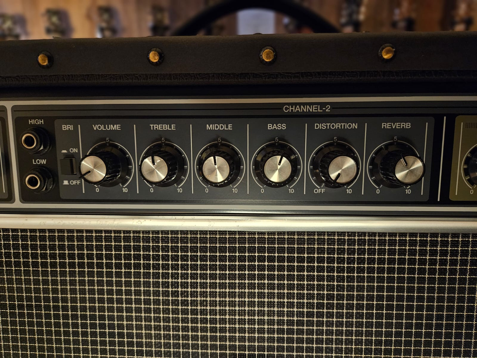 ROLAND Jazz Chorus JC-120 Japan