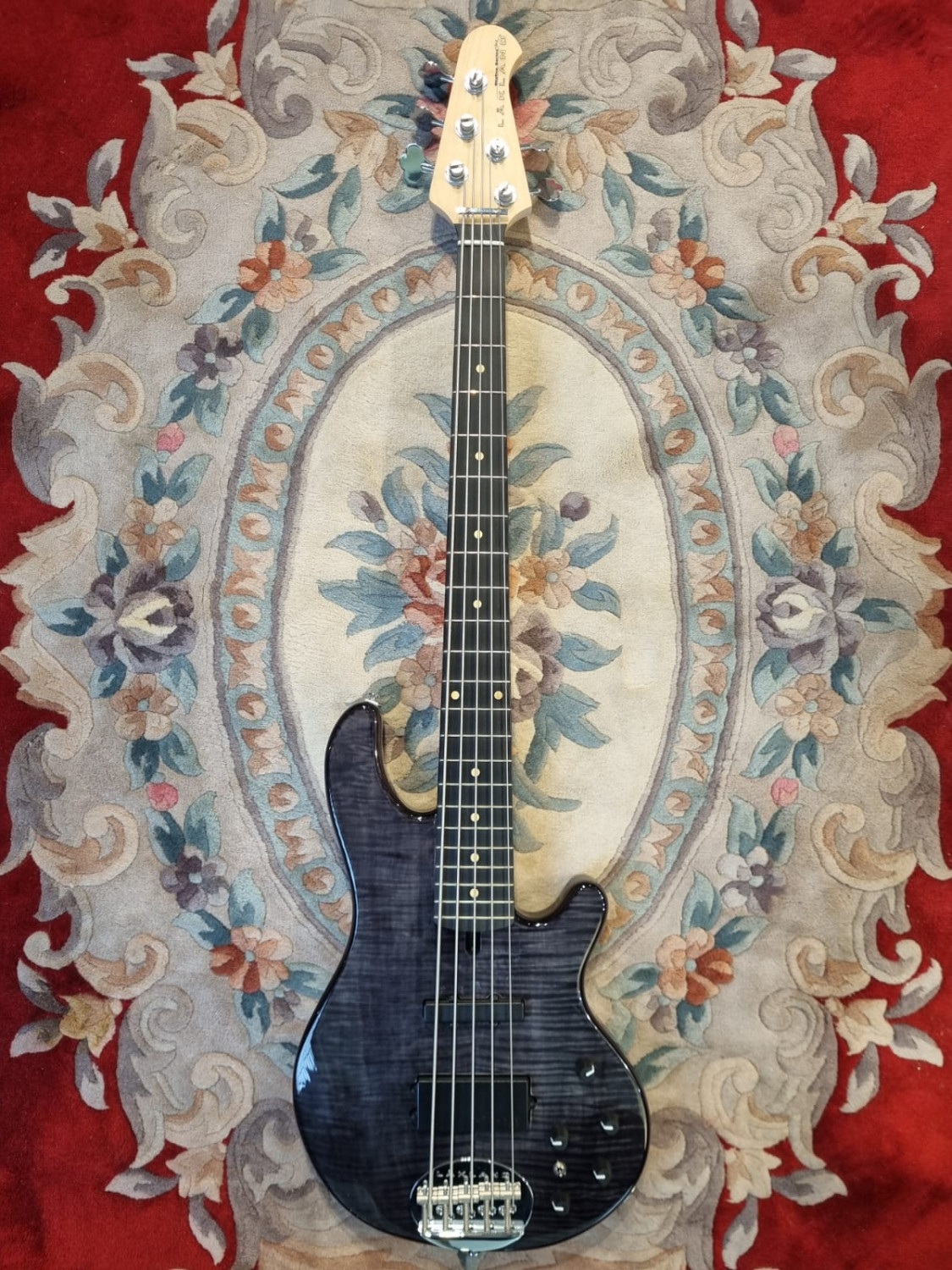 Basse LAKLAND Skyline P 55-02 Deluxe Translucent Black
