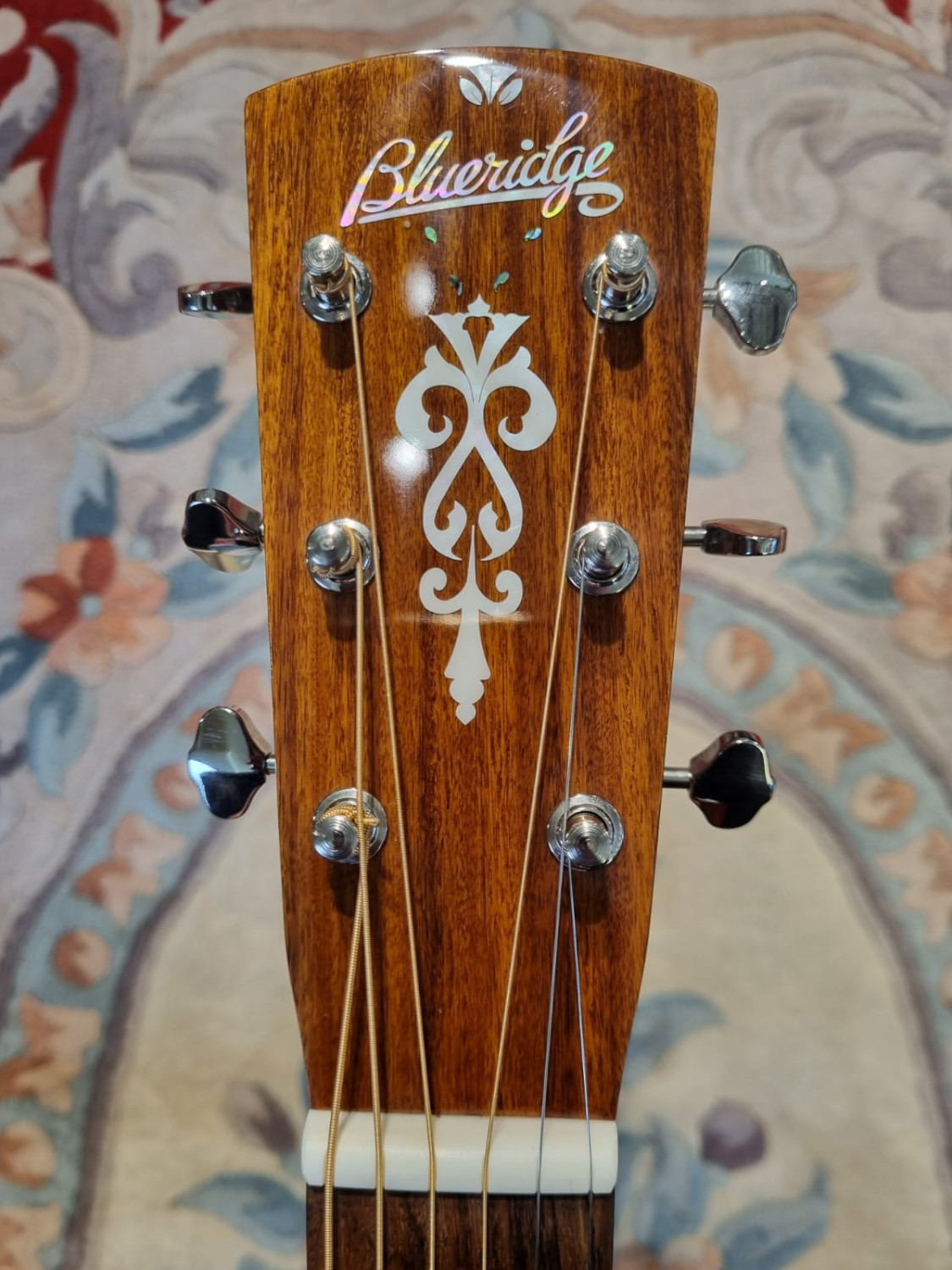 Guitarra electroacústica BLUERIDGE BR-41ME Mahogany "Travel Guitar"