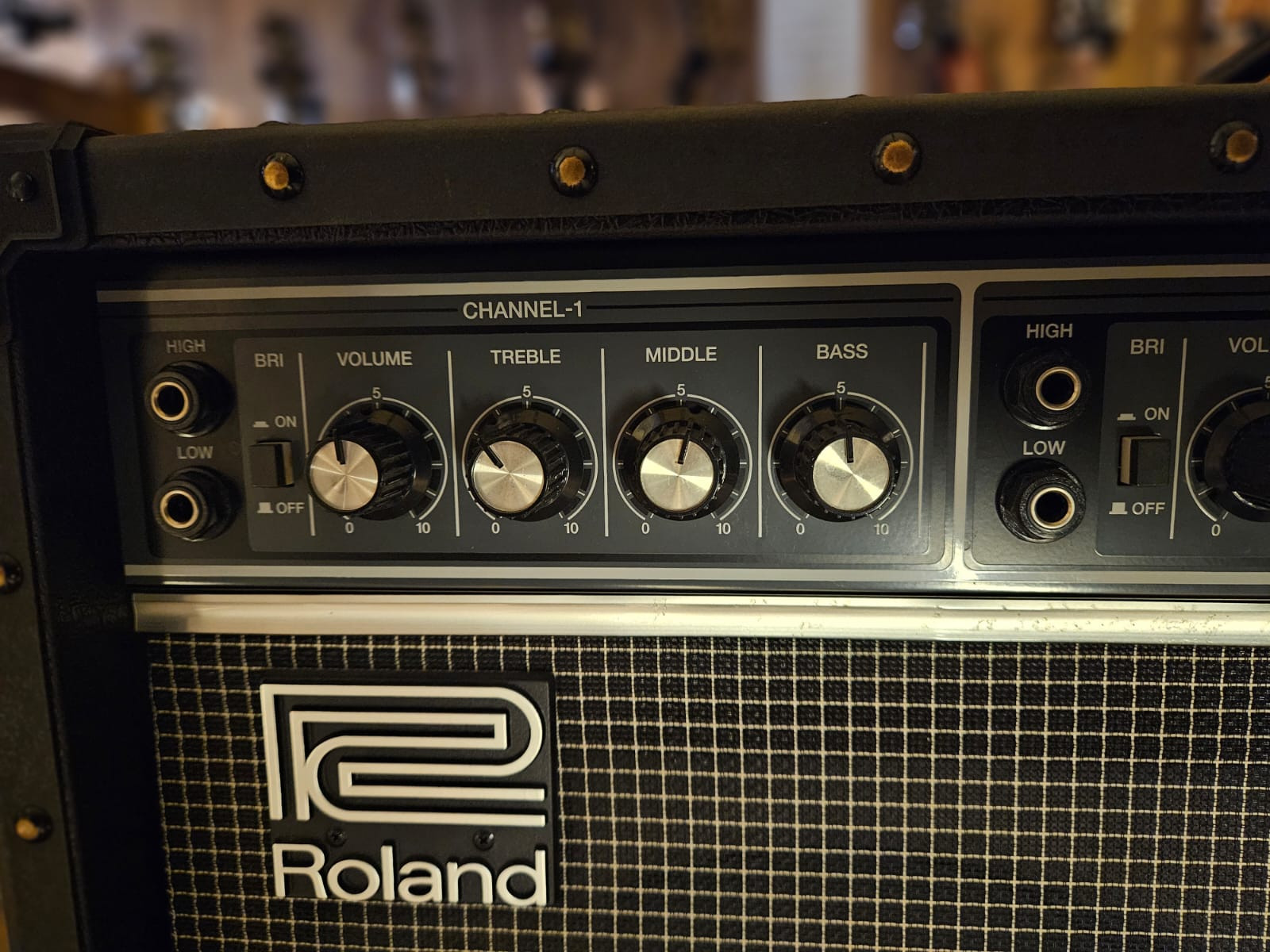 ROLAND Jazz Chorus JC-120 Japan