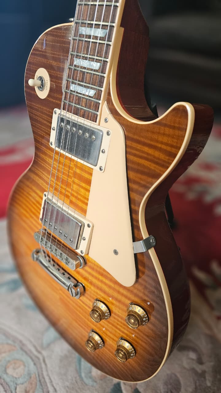 GIBSON 2003 Les Paul Standard Plus Honeyburst aka Premium Plus w/Highly Flamed Maple AAAAA #00093527