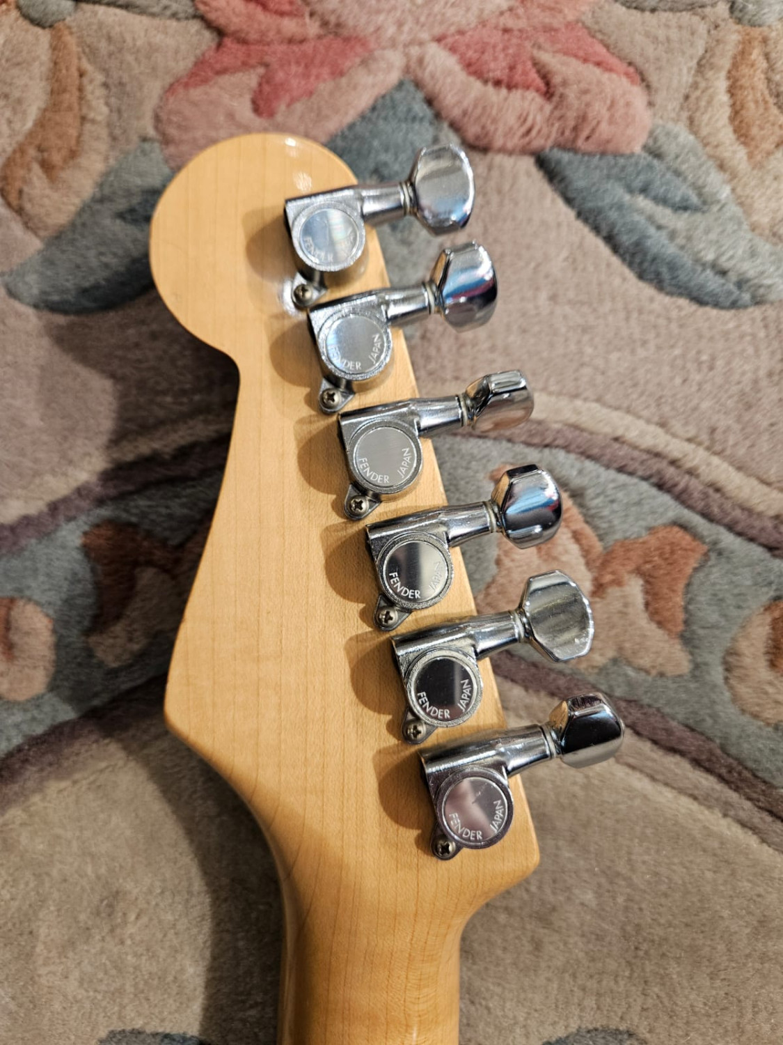FENDER Strat sunburst 1986 Japon - Segunda Mano
