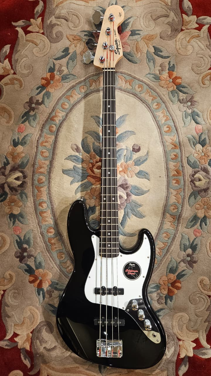 California Series Jazz Bass Black