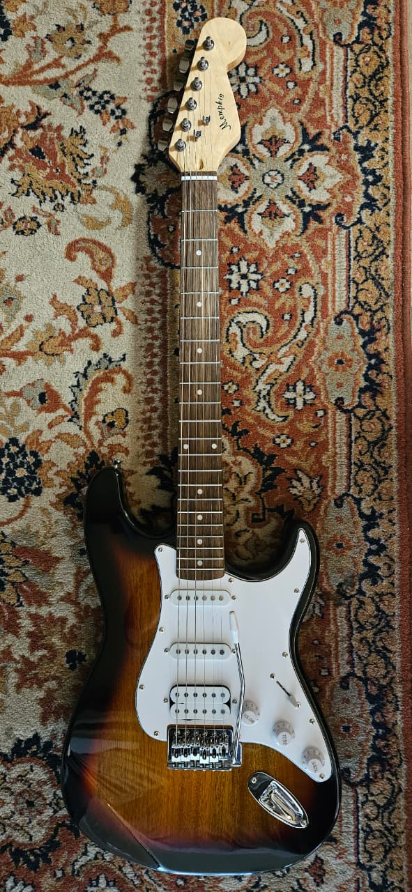 MEMPHIS FTAST-32-TS - Stratocaster