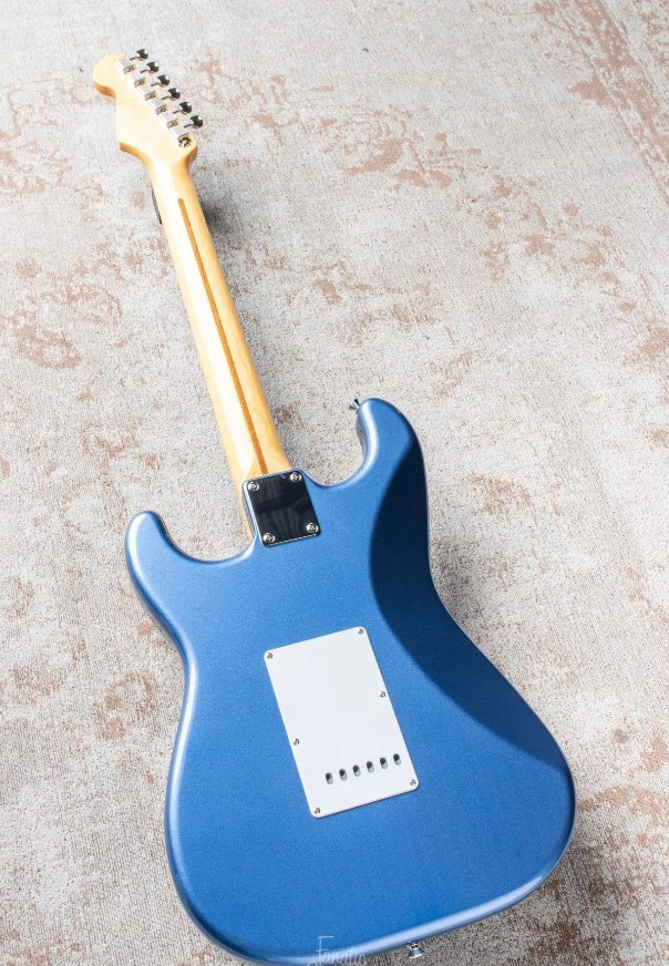 Guitare électrique Strato TOKAI AST104 Old Lake Blue
