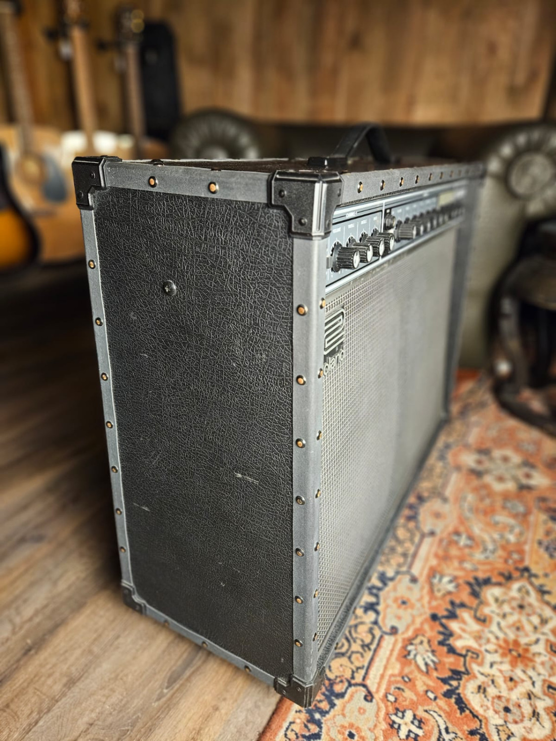ROLAND Jazz Chorus JC-120 Japan