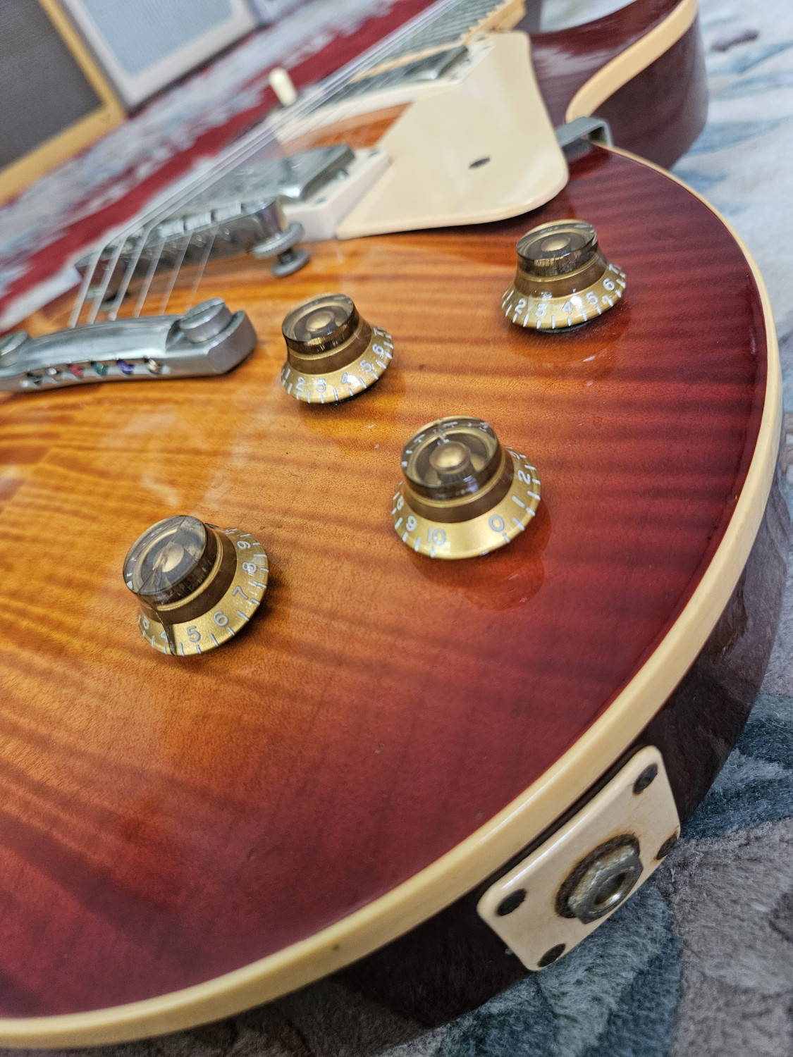 GIBSON Les Paul Standard Premium Plus - Heritage Cherry Sunburst #00413433