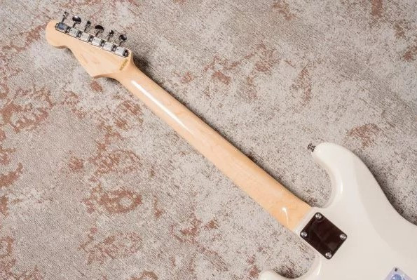 Guitarra elèctrica TOKAI Traditional AST52SH VWH/M Vintage White Maple
