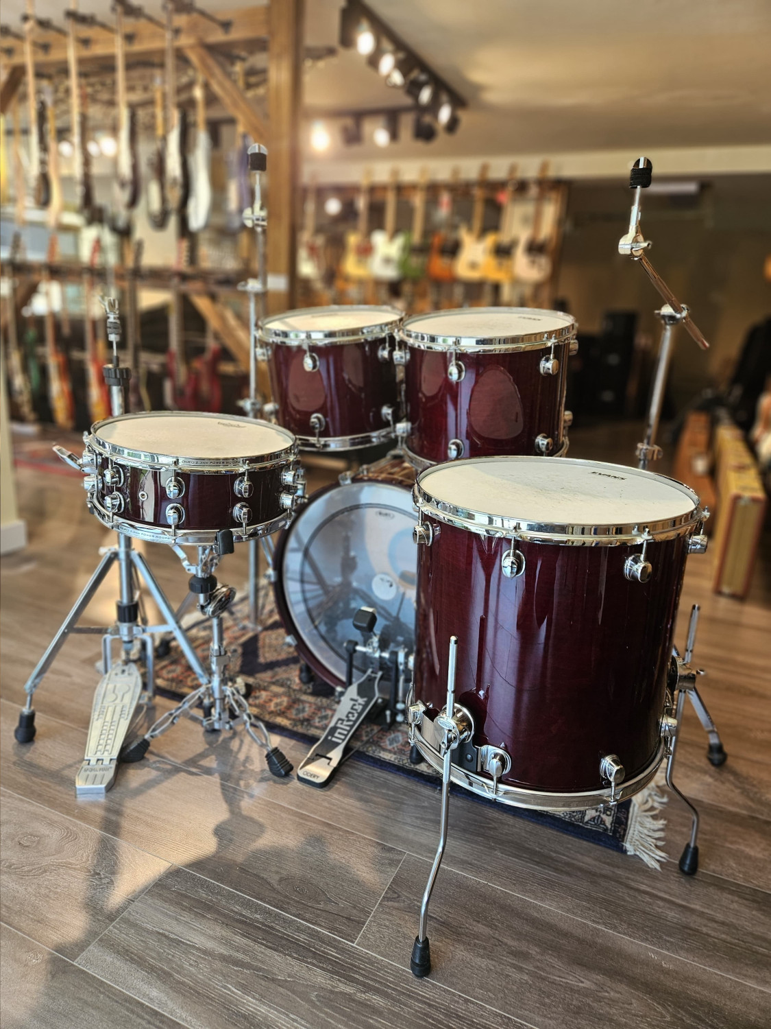 MAPEX Saturn Maple Cherry