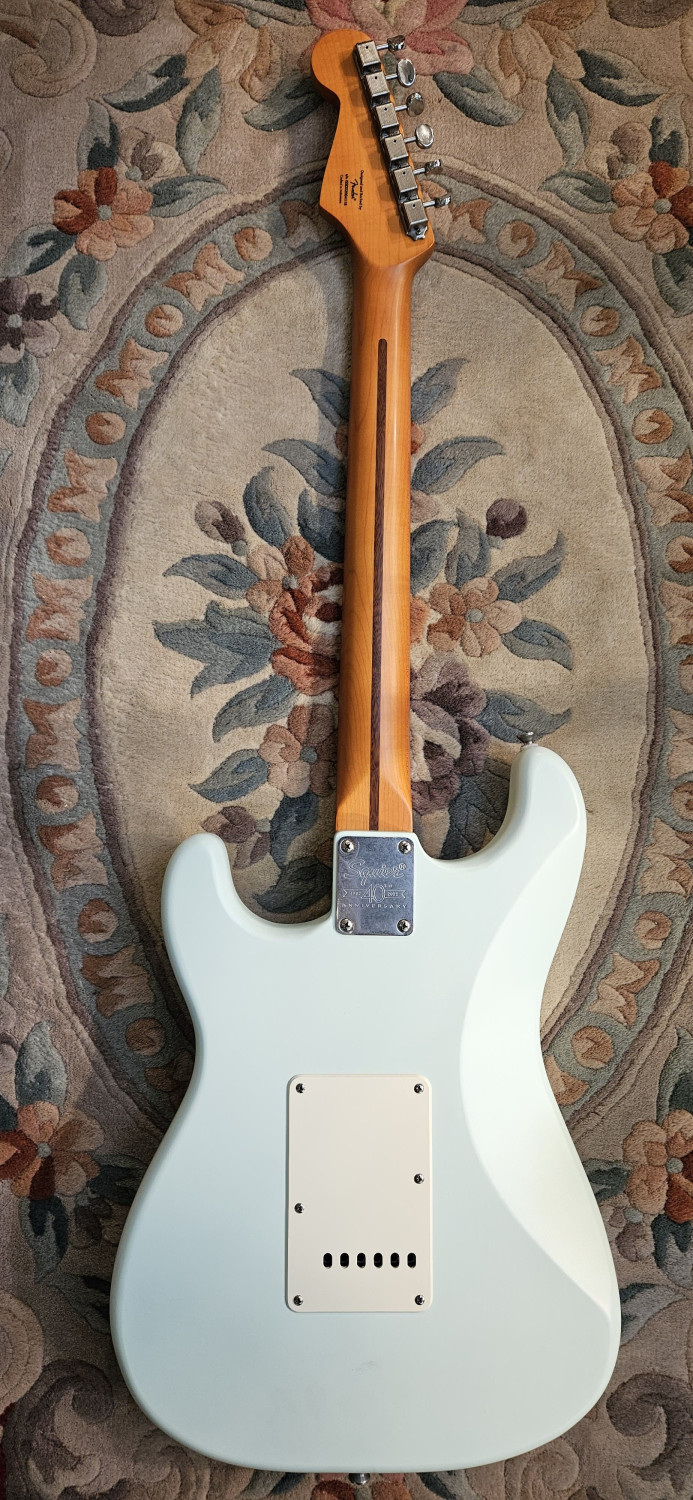 SQUIER 40th anniversary Strat Sonic Blue