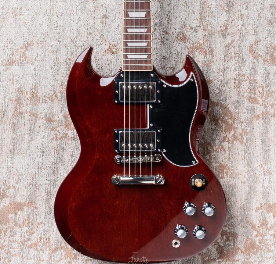 Guitare électrique TOKAI SG124 Walnut