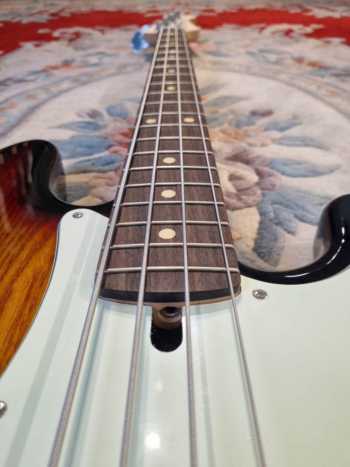 Basse LAKLAND Skyline P s44-64 Sunburst Rosewood