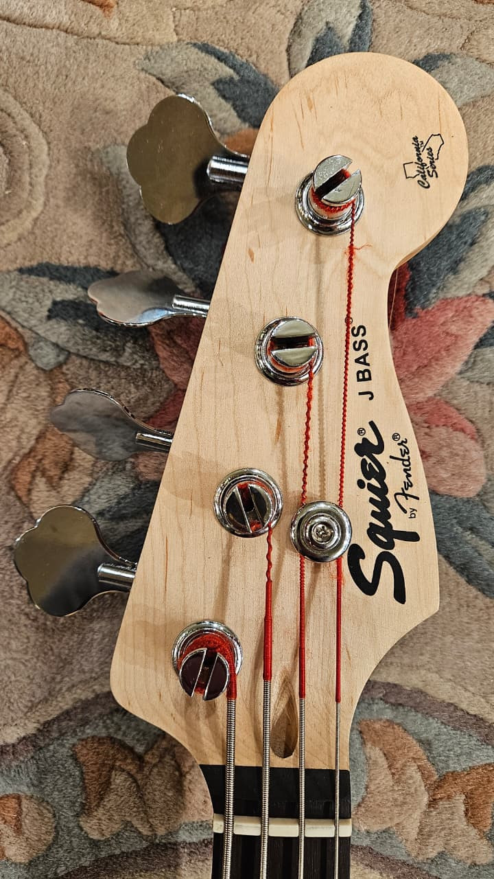 California Series Jazz Bass Black