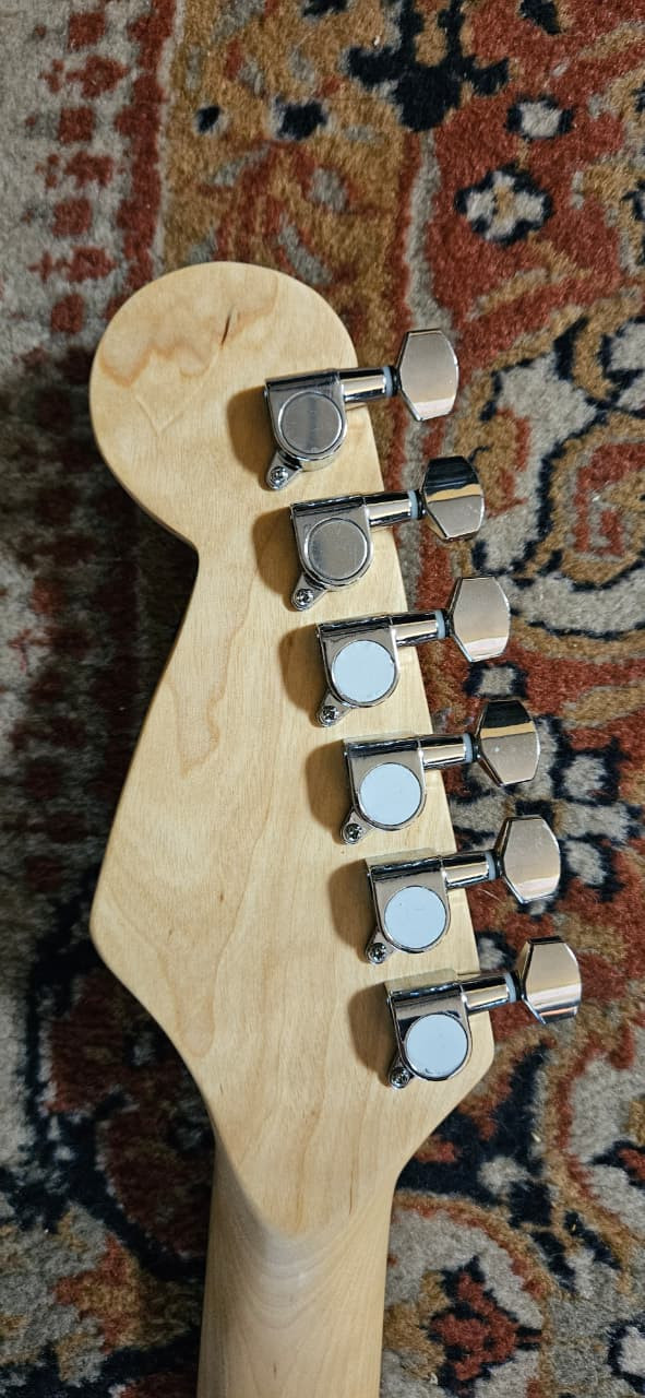 MEMPHIS FTAST-32-BK - Stratocaster MEMPHIS FTAST-32-BK - Stratocaster