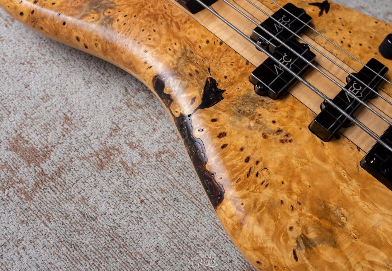 Warwick Custom Shop Streamer Stage I – 4-String, Whiskey Tinted Honey