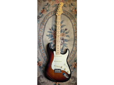 FENDER American Professional Stratocaster 3 Color Sunburst #US16057739 - Occasion