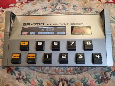 Guitar synthesizer ROLAND GR-700 // Segunda mano