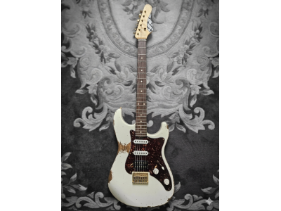 Guitarra eléctrica FRIEDMAN Vintage-S Blanca AMRHB-TTH-TN152